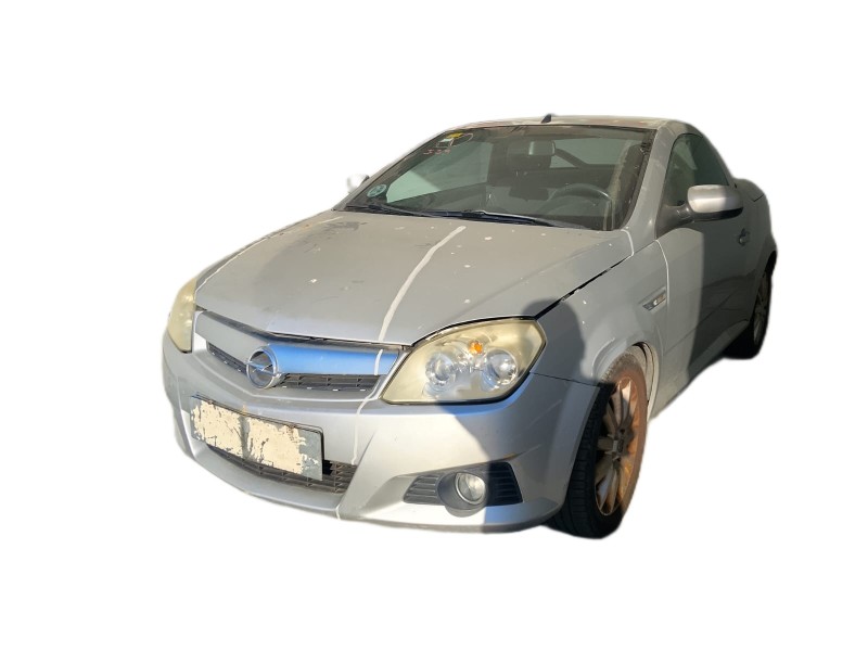 opel tigra twintop (x04) del año 2004