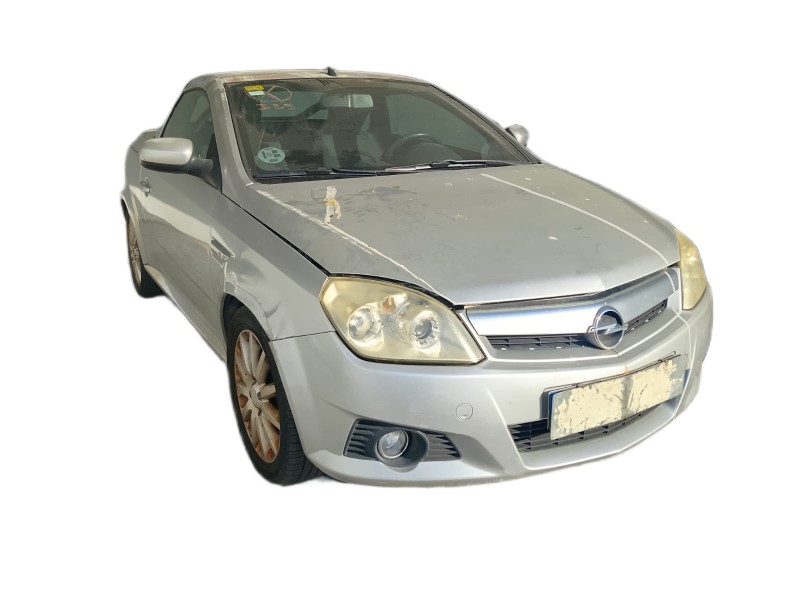 opel tigra twintop (x04) del año 2004
