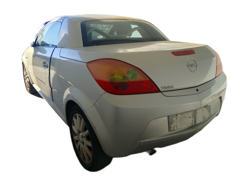 opel tigra twintop (x04) del año 2004