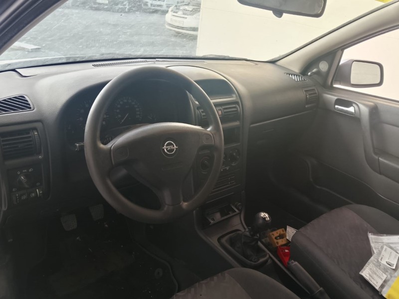 opel astra g hatchback (t98) del año 2002