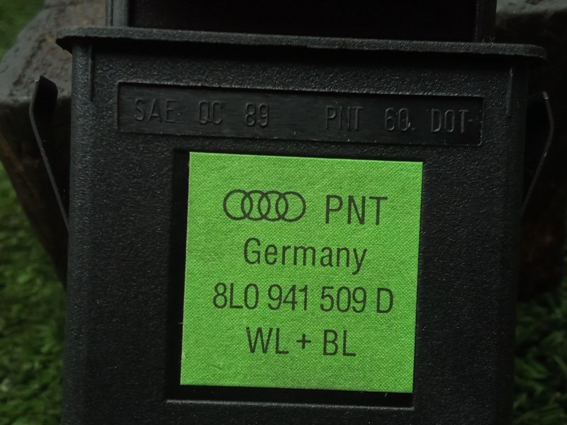 Recambio de warning para audi a3 (8l1) 1.9 tdi referencia OEM IAM 8L0941509D 8.PINES 