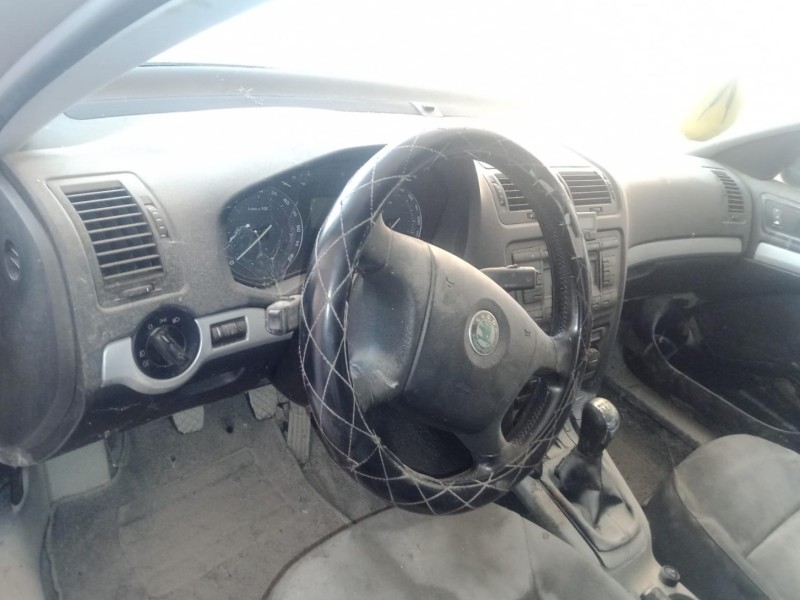 skoda octavia ii (1z3) del año 2005