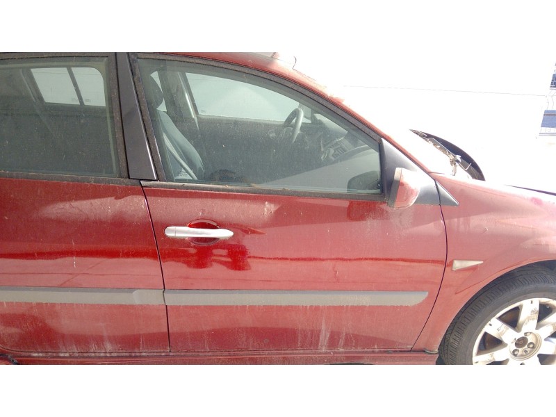 Recambio de puerta delantera derecha para renault megane ii (bm0/1_, cm0/1_) 1.6 referencia OEM IAM   