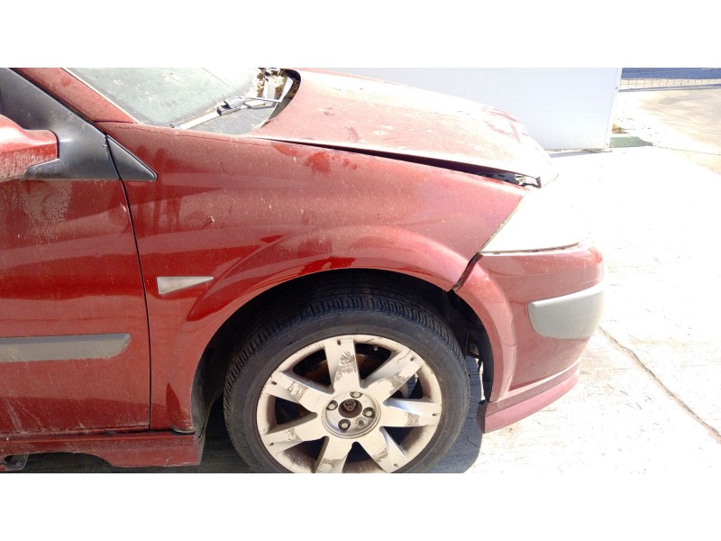 Recambio de aleta delantera derecha para renault megane ii (bm0/1_, cm0/1_) 1.6 referencia OEM IAM   