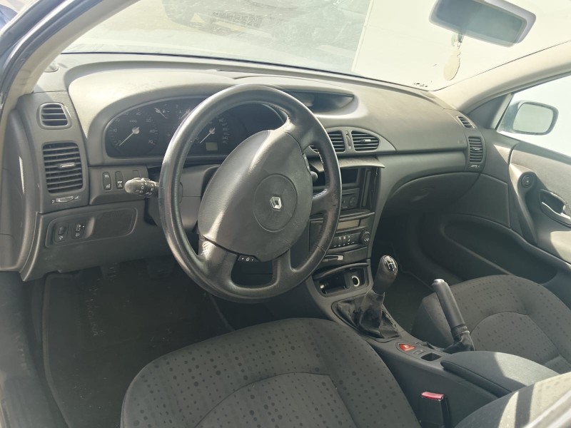 renault laguna ii (bg0/1_) del año 2004