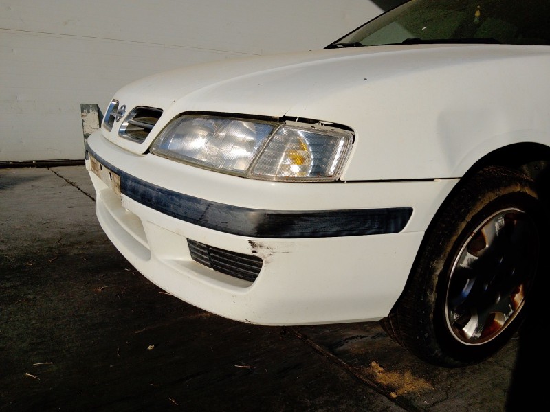 Recambio de paragolpes delantero para nissan primera (p11) 2.0 td referencia OEM IAM   BLANCO