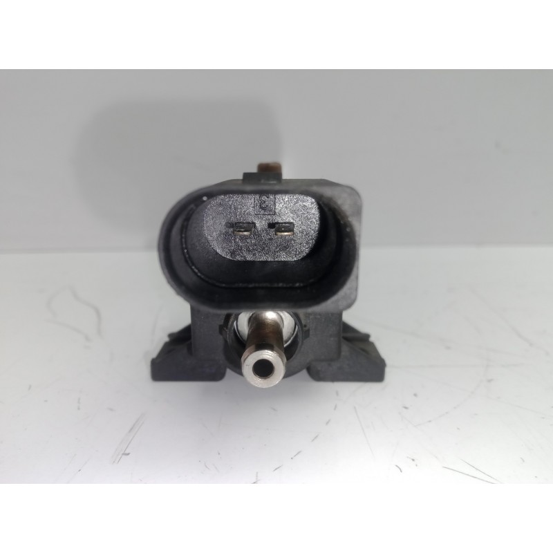 Recambio de valvula aire adicional para volkswagen eos (1f7) 1.4 16v tsi referencia OEM IAM 03C906283B-70258800 PIERBURG 2.PINES