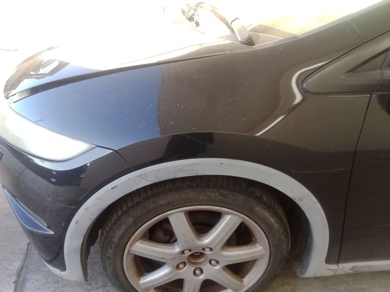 Recambio de aleta delantera izquierda para honda civic viii hatchback (fn, fk) 1.8 (fn1, fk2) referencia OEM IAM   