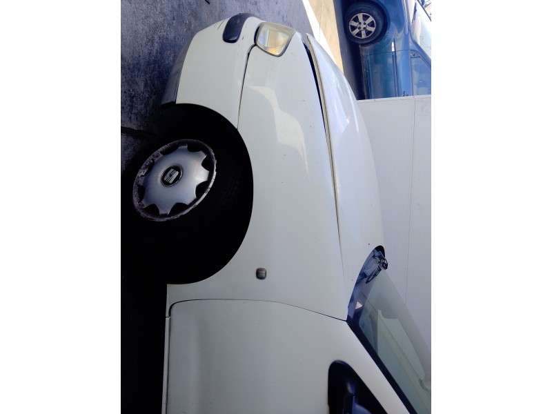 Recambio de aleta delantera izquierda para seat cordoba (6k1, 6k2) 1.6 i referencia OEM IAM   