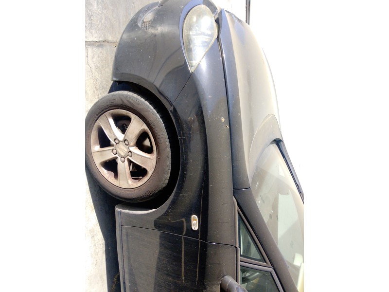 Recambio de aleta delantera izquierda para seat leon (1p1) 1.9 tdi referencia OEM IAM   