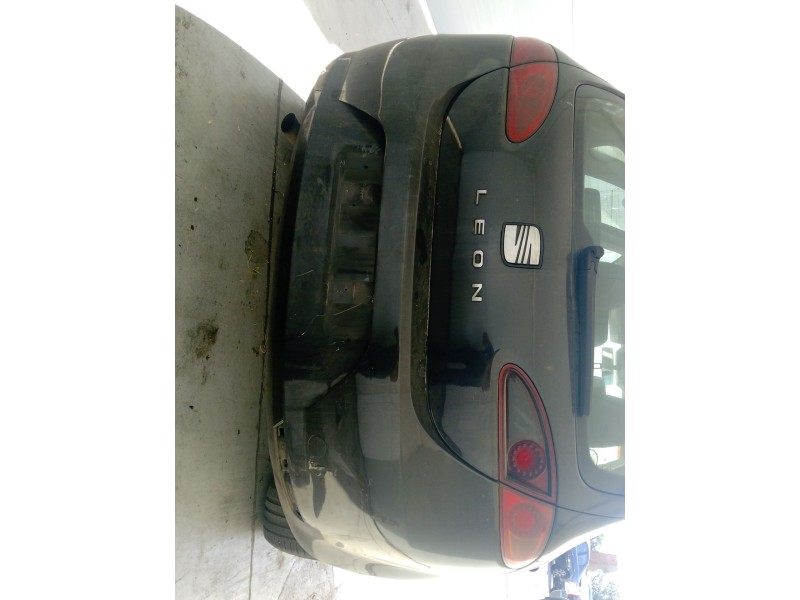 Recambio de paragolpes trasero para seat leon (1p1) 1.9 tdi referencia OEM IAM   