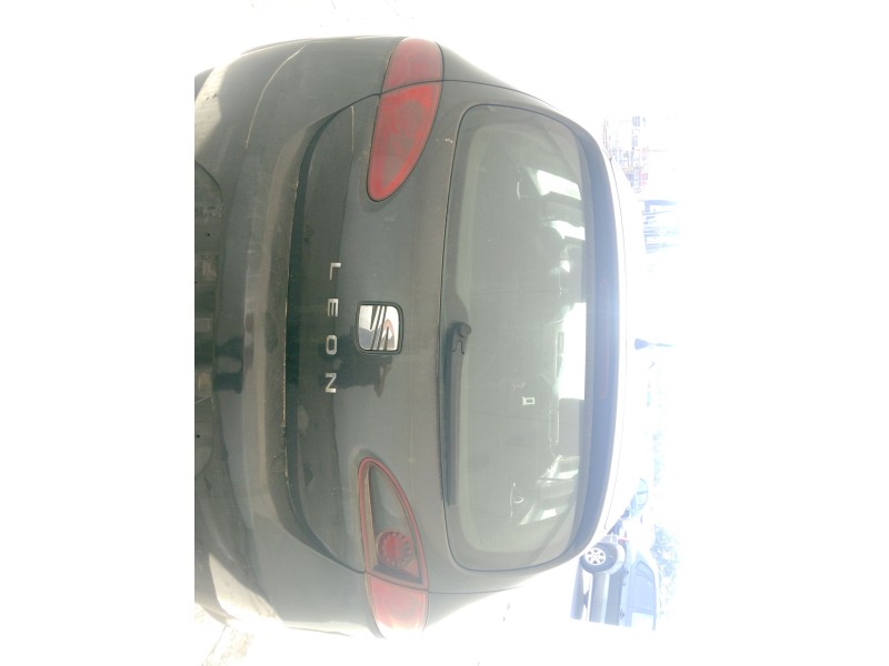 Recambio de porton trasero para seat leon (1p1) 1.9 tdi referencia OEM IAM   