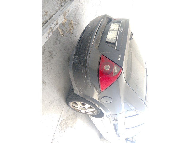 Recambio de paragolpes trasero para ford mondeo iii (b5y) 2.0 tdci referencia OEM IAM   
