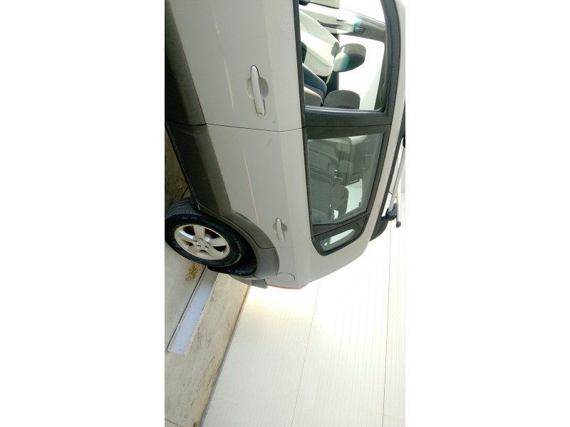 Recambio de puerta trasera izquierda para hyundai tucson (jm) 2.0 crdi referencia OEM IAM   