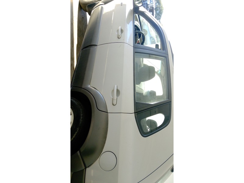 Recambio de puerta trasera izquierda para hyundai tucson (jm) 2.0 crdi referencia OEM IAM   