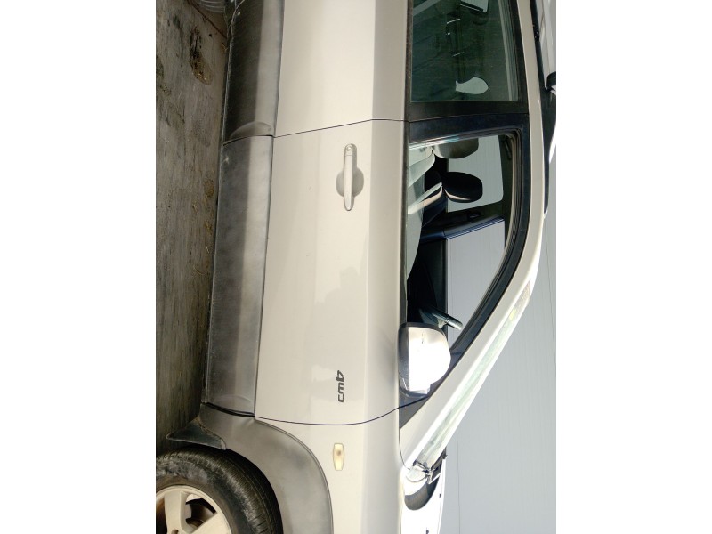 Recambio de puerta delantera derecha para hyundai tucson (jm) 2.0 crdi referencia OEM IAM   