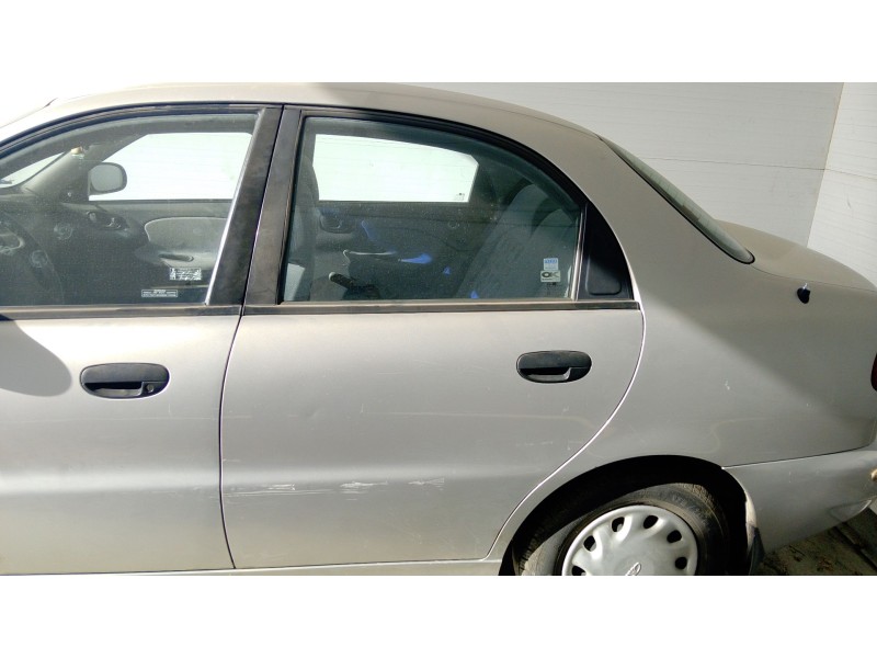 Recambio de puerta trasera izquierda para daewoo lanos (klat) 1.5 referencia OEM IAM   