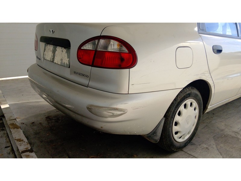 Recambio de paragolpes trasero para daewoo lanos (klat) 1.5 referencia OEM IAM   
