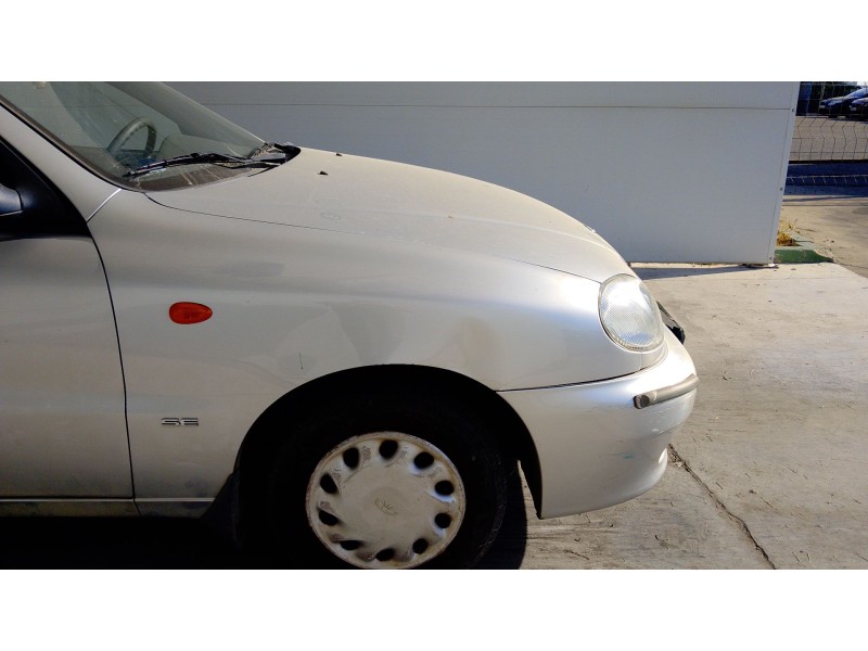 Recambio de aleta delantera derecha para daewoo lanos (klat) 1.5 referencia OEM IAM   
