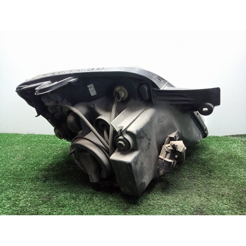 Recambio de faro izquierdo para kia picanto 1.1 cat referencia OEM IAM  04-08 