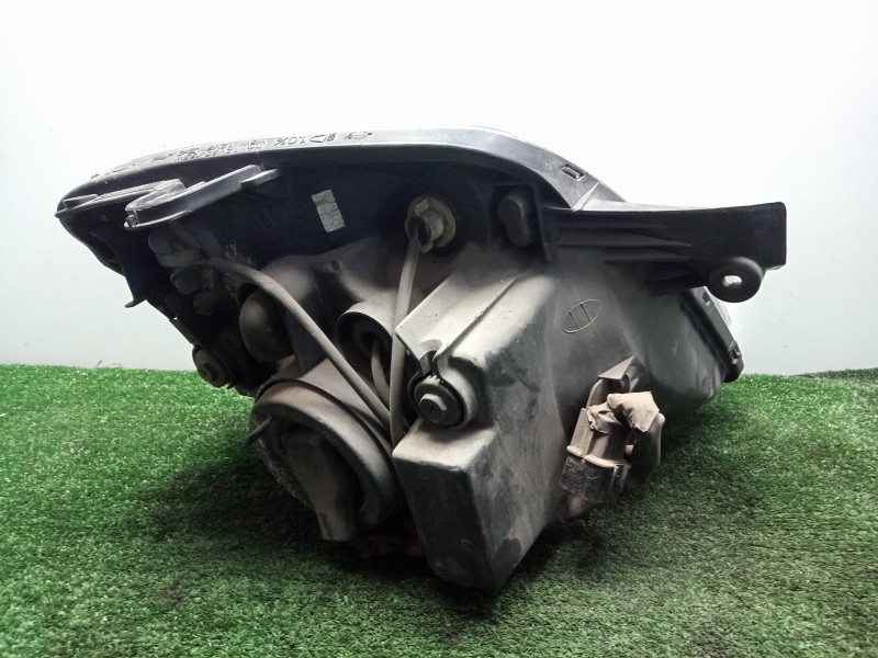 Recambio de faro izquierdo para kia picanto 1.1 cat referencia OEM IAM  04-08 