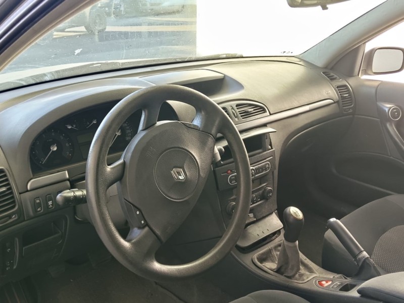 renault laguna ii (bg0/1_) del año 2006