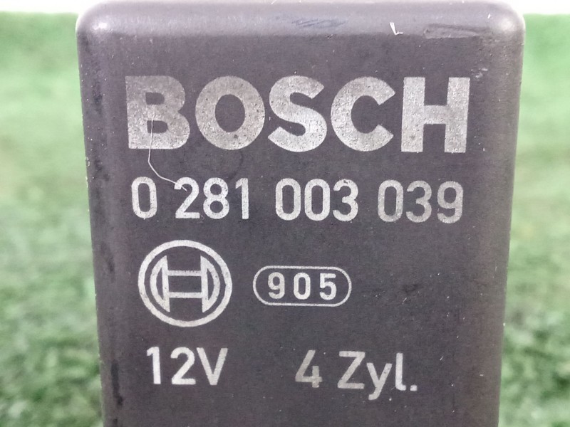 Recambio de caja precalentamiento para iveco daily iv caja/chasis 35c15 referencia OEM IAM 0281003039 BOSCH 