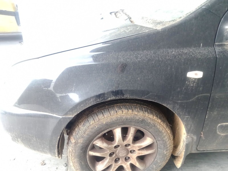 Recambio de aleta delantera izquierda para kia carnival / grand carnival iii (vq) 2.9 crdi referencia OEM IAM   