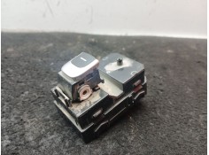 Recambio de mando elevalunas trasero derecho para kia sportage iv (ql, qle) 1.6 crdi eco-dynamics+ referencia OEM IAM 93590D9100 2