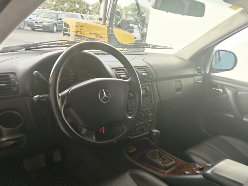 mercedes-benz clase m (w163) del año 2026