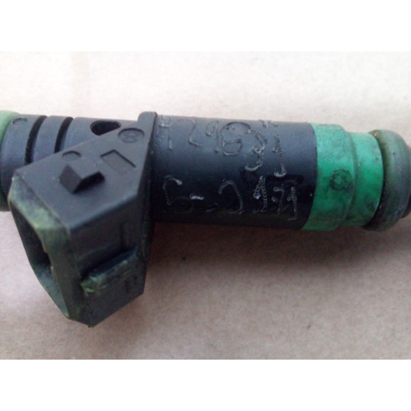 Recambio de inyector para ford fiesta (cbk) 1.4 16v cat referencia OEM IAM 98MF-BB-9F593  