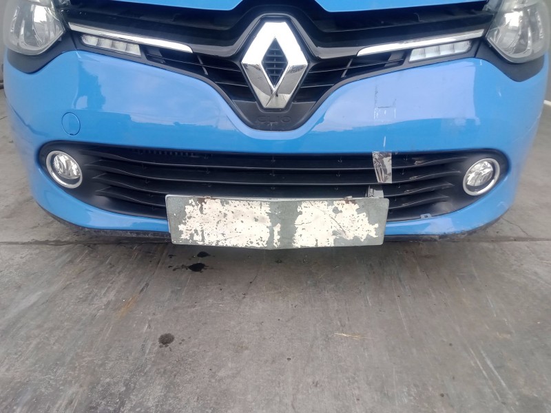 Recambio de paragolpes delantero para renault clio iv (bh_) 0.9 tce 90 referencia OEM IAM   