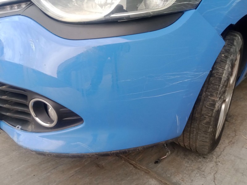 Recambio de paragolpes delantero para renault clio iv (bh_) 0.9 tce 90 referencia OEM IAM   