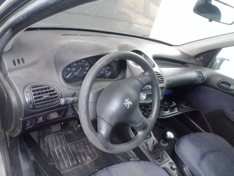 peugeot 206 hatchback (2a/c) del año 2001