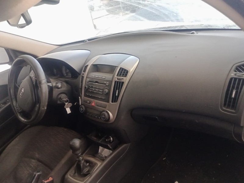 kia cee´d hatchback (ed) del año 2007