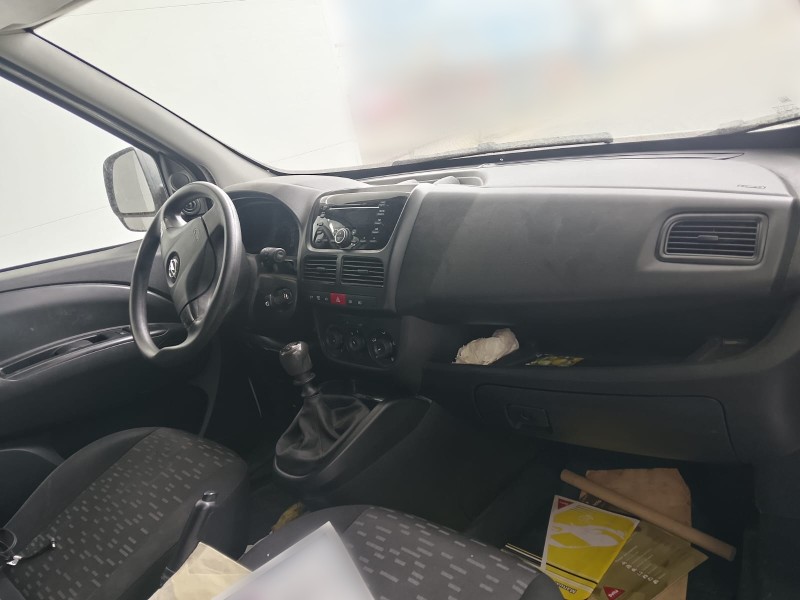 opel combo furgón/monospace (x12) del año 2017