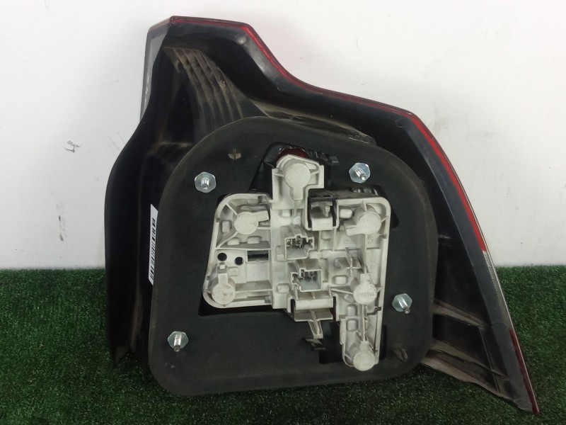 Recambio de piloto trasero izquierdo para volvo s40 ii (544) 2.0 d referencia OEM IAM 30698912  