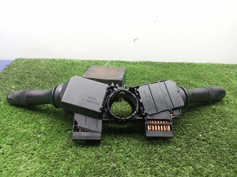 Recambio de mando luces para toyota auris (_e15_) 1.4 d-4d (nde150_) referencia OEM IAM 0229117F609J42 MANDO.DOBLE 