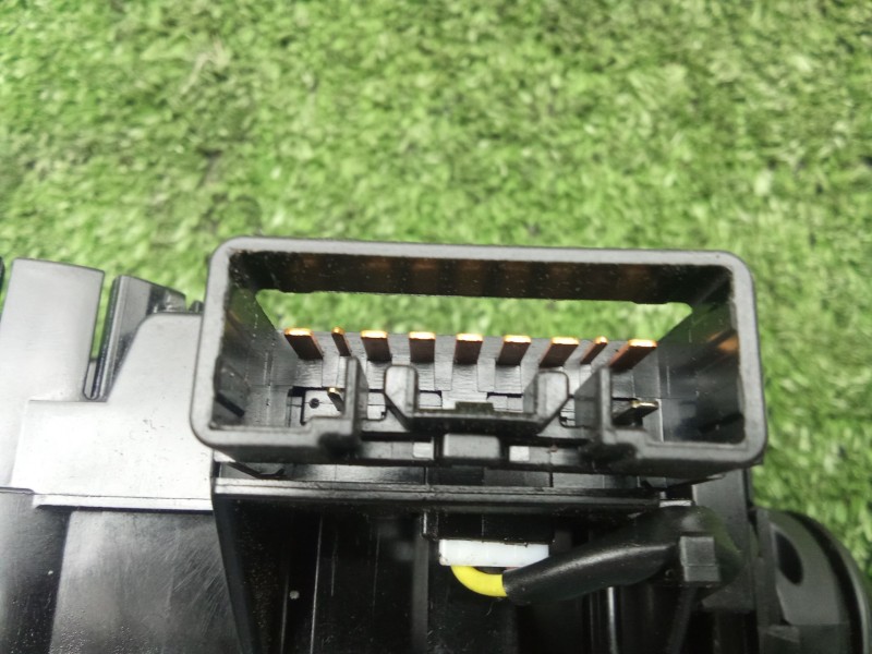 Recambio de mando luces para toyota auris (_e15_) 1.4 d-4d (nde150_) referencia OEM IAM 0229117F609J42 MANDO.DOBLE 