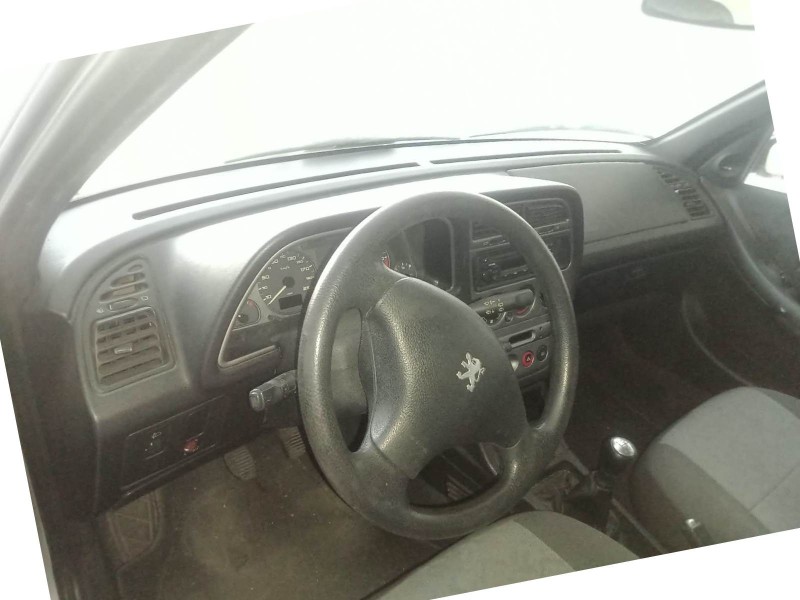 peugeot 306 hatchback (7a, 7c, n3, n5) del año 2001
