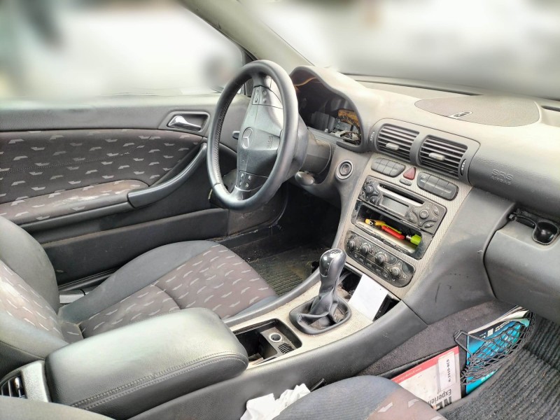 mercedes-benz clase c coupé (cl203) del año 2003