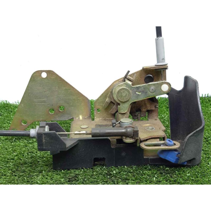Recambio de cerradura puerta delantera izquierda para volvo fl xxx 7.2 diesel referencia OEM IAM SINREFERENCIA  