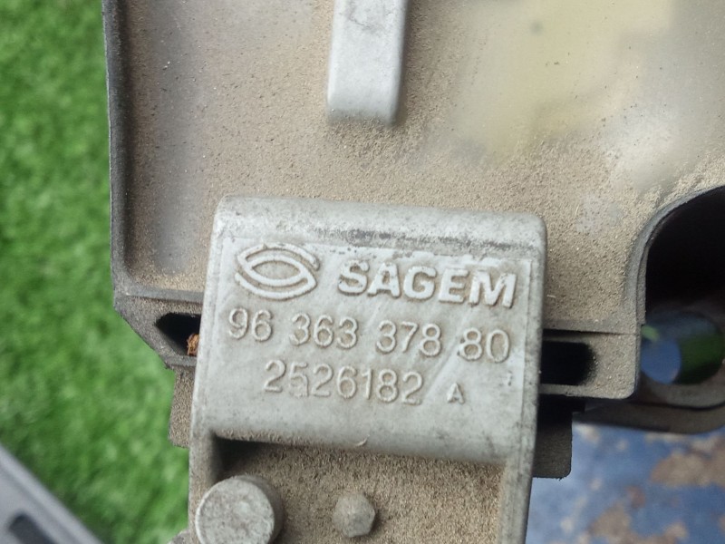Recambio de bobina encendido para peugeot 307 (3a/c) 1.6 16v referencia OEM IAM 9636337880 4.PINES SAGEM
