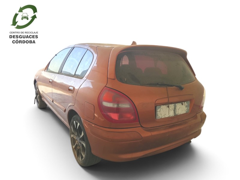 nissan almera ii hatchback (n16) del año 2000
