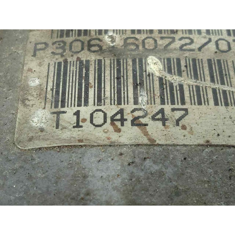 Recambio de caja cambios para volvo v40 familiar 1.9 turbodiesel referencia OEM IAM P30616072-T104247 87595 