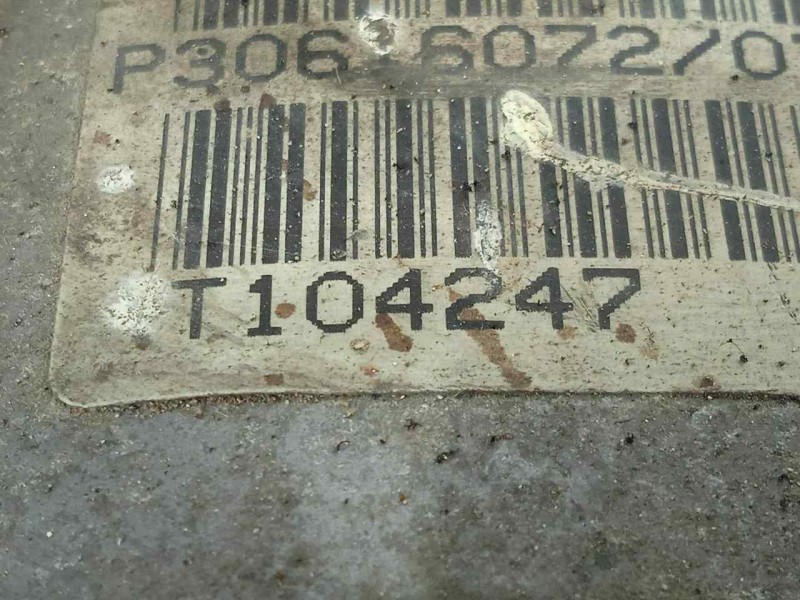 Recambio de caja cambios para volvo v40 familiar 1.9 turbodiesel referencia OEM IAM P30616072-T104247 87595 