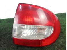 Recambio de piloto trasero derecho para renault megane i classic (la0/1_) 1.4 16v (la0d, la1h, la0w, la10) referencia OEM IAM 77