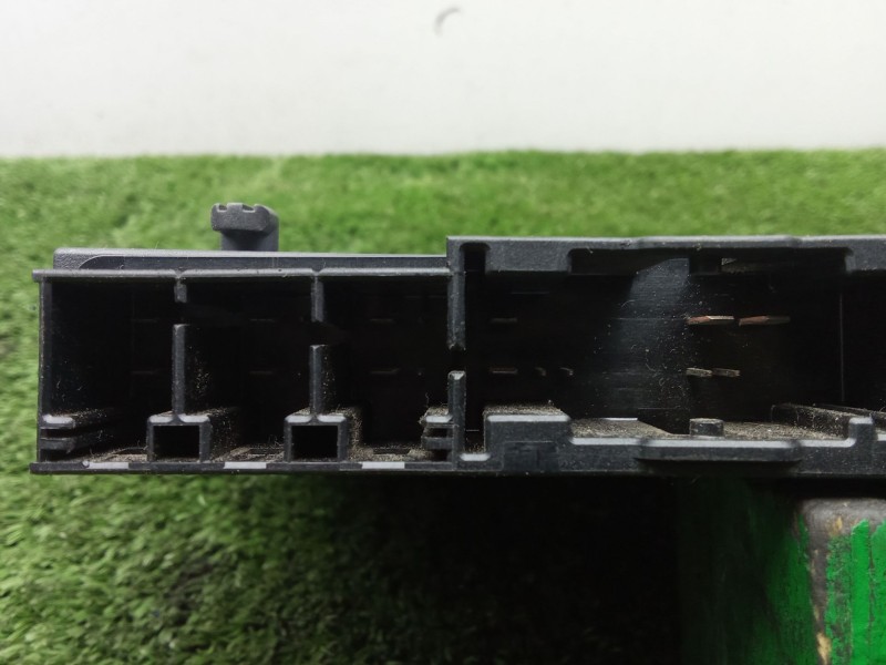 Recambio de modulo electronico para bmw x6 (e71, e72) xdrive 35 d referencia OEM IAM 6135919693003  