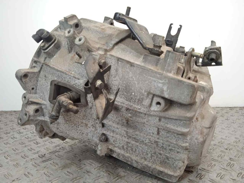 Recambio de caja cambios para volvo v40 familiar 1.9 turbodiesel referencia OEM IAM P30616072-T104247 87595 