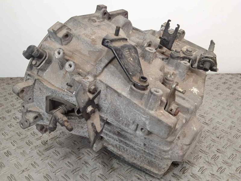 Recambio de caja cambios para volvo v40 familiar 1.9 turbodiesel referencia OEM IAM P30616072-T104247 87595 